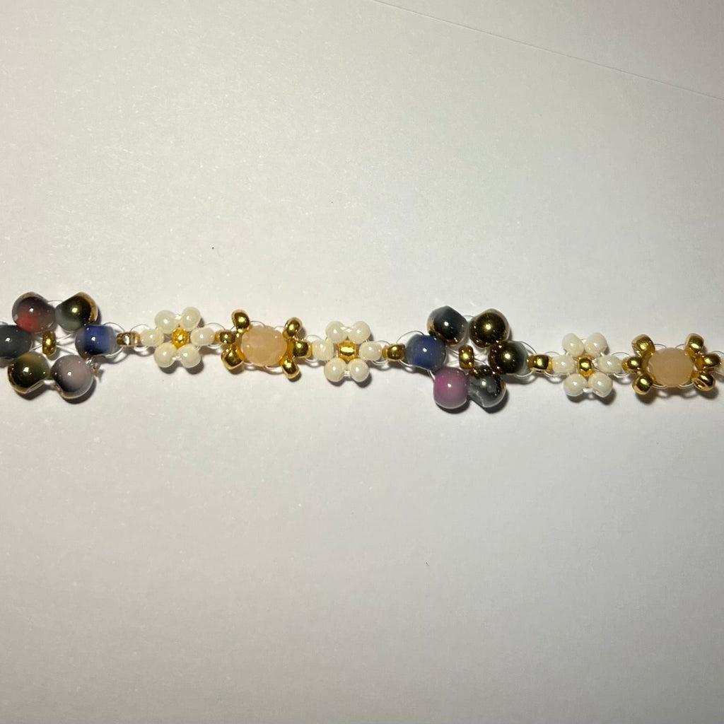 Light Pink and Gold Beaded Bracelet