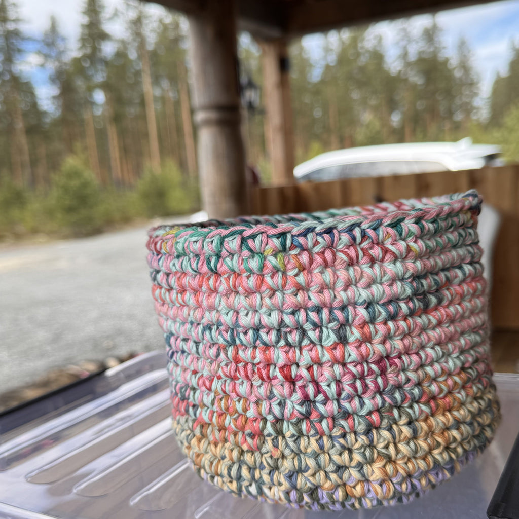 Potteskjuler/liten kurv