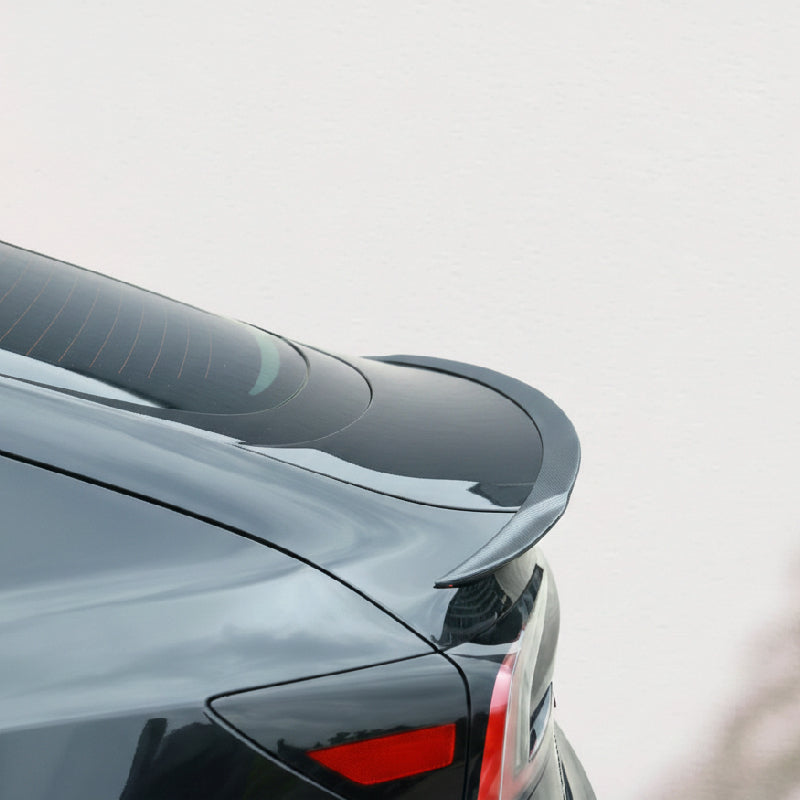 Spoiler i matt karbon look for Model 3 2024+