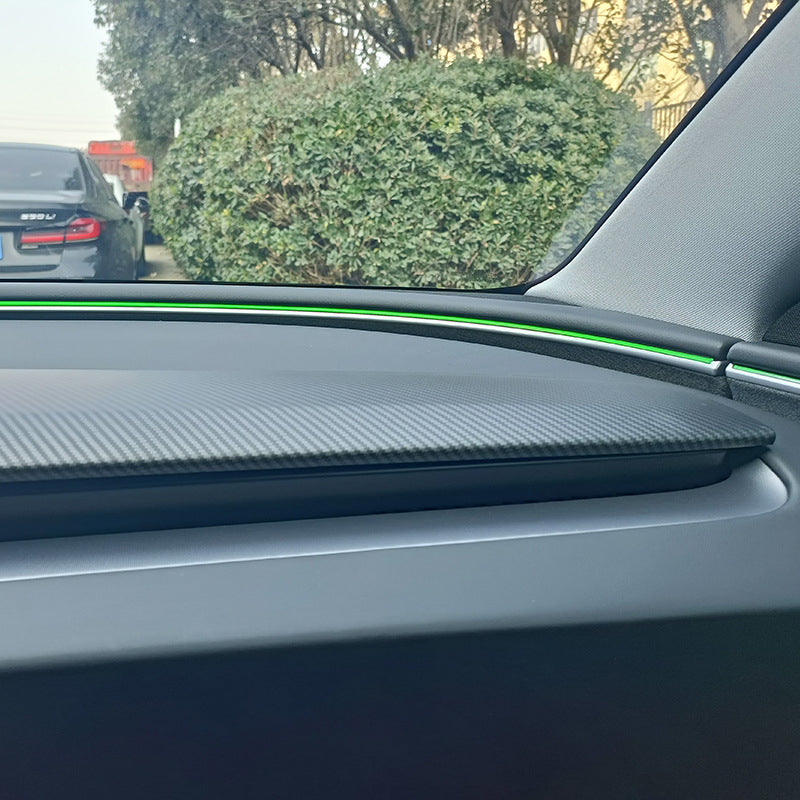 Cover til dashbord for Model Y 2025+