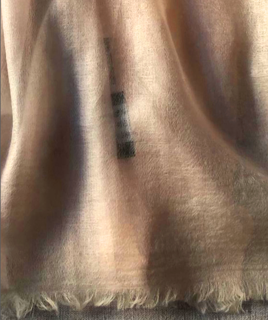 Resort wear shawl 100% Cashmere champagne