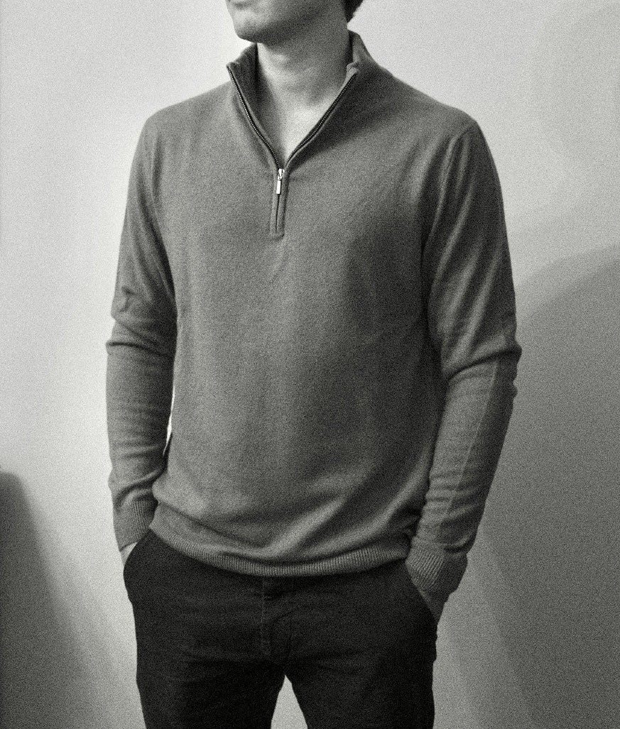 Men´s cashmere half zip front sweater black