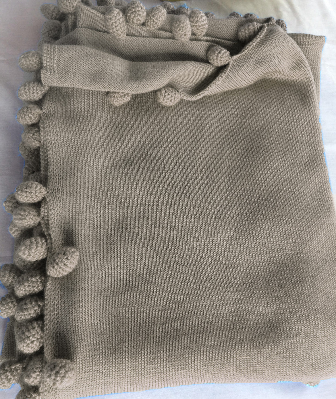 100% Cashmere blanket with pom poms  60x 180 cm