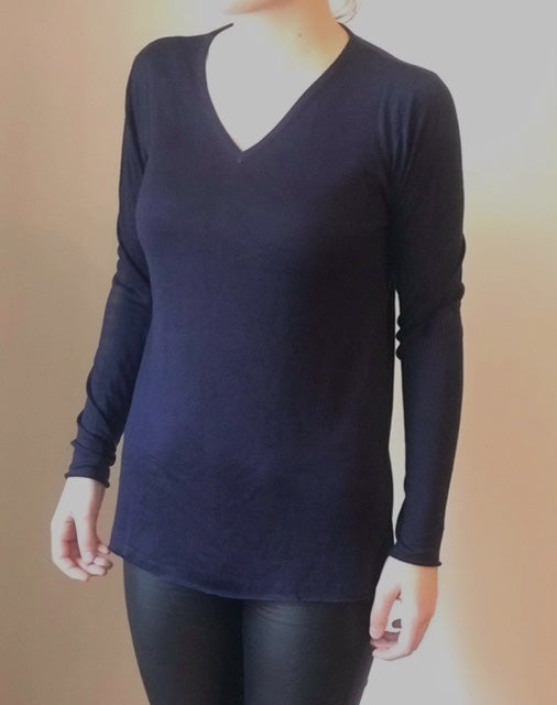 Cashmere silk V neck t shirt sweater navy