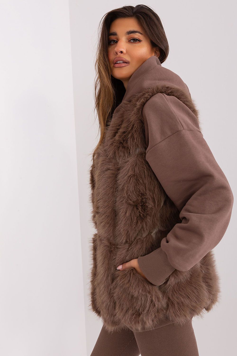 Vest - AT