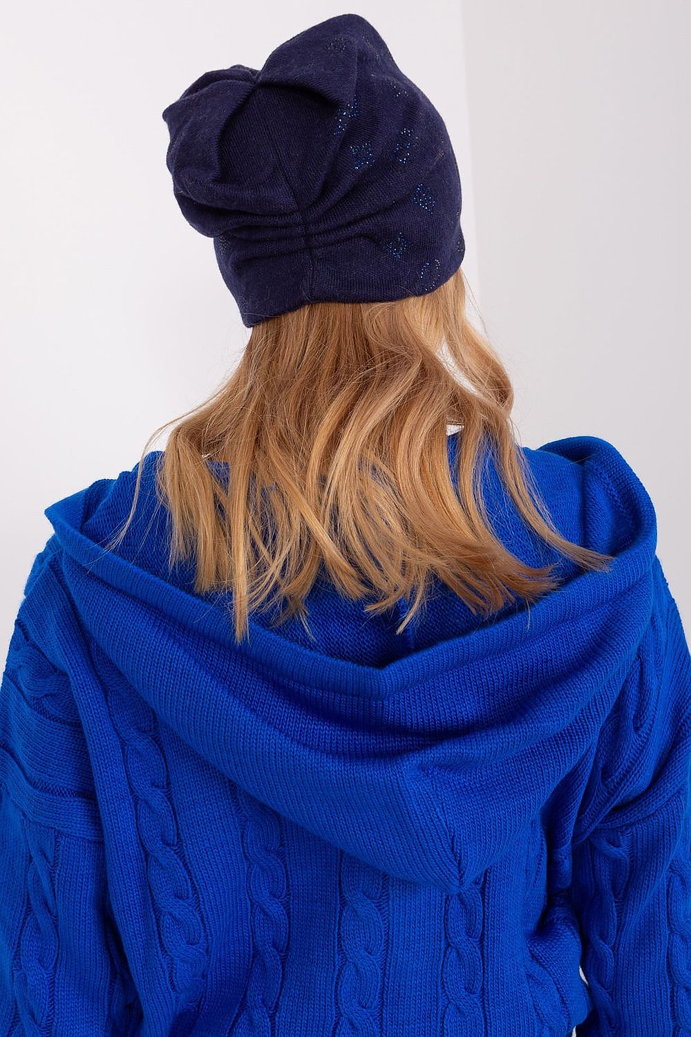 Cap- AT