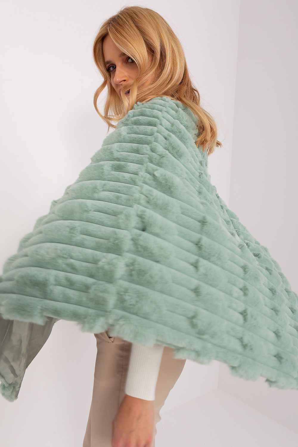 Poncho - AT