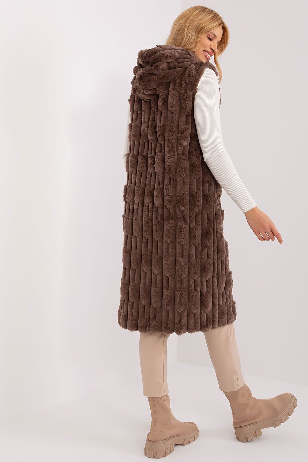 Vest - AT