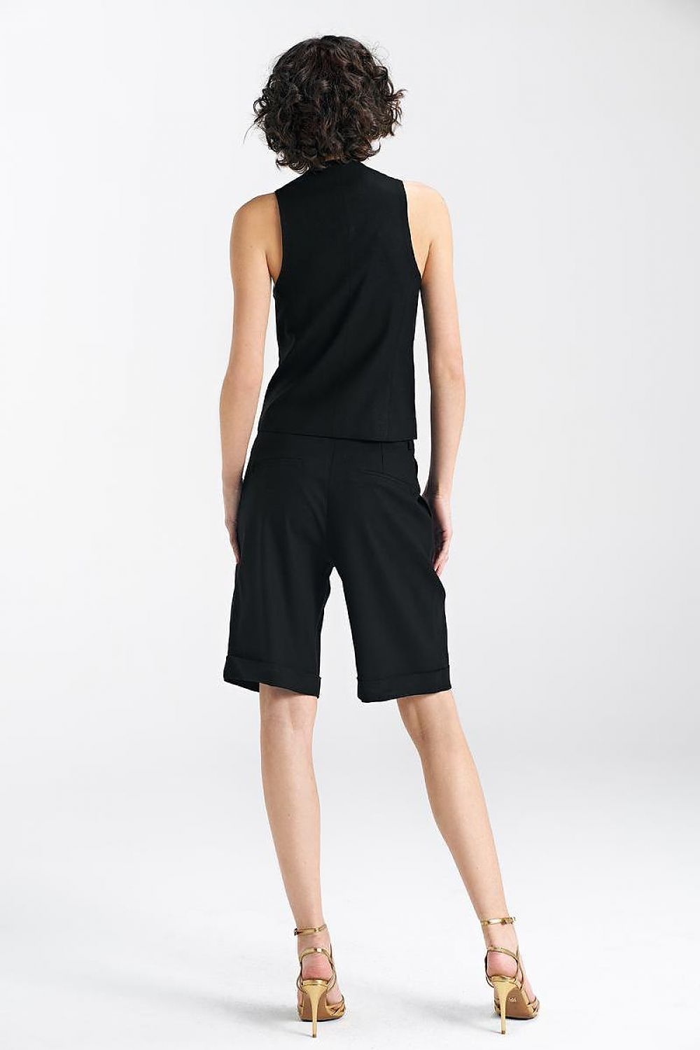 Vest Nife