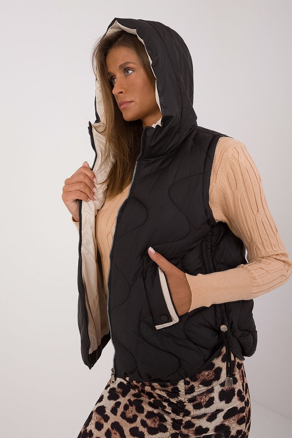 Vest MBM