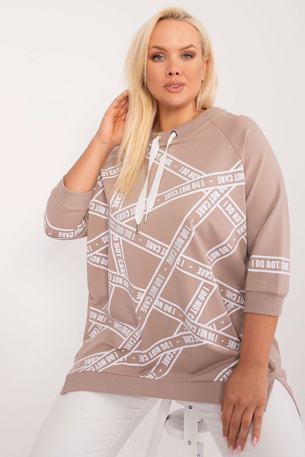 Asymmetriske Plus size bluse - 3/4-Ermet- Relevance