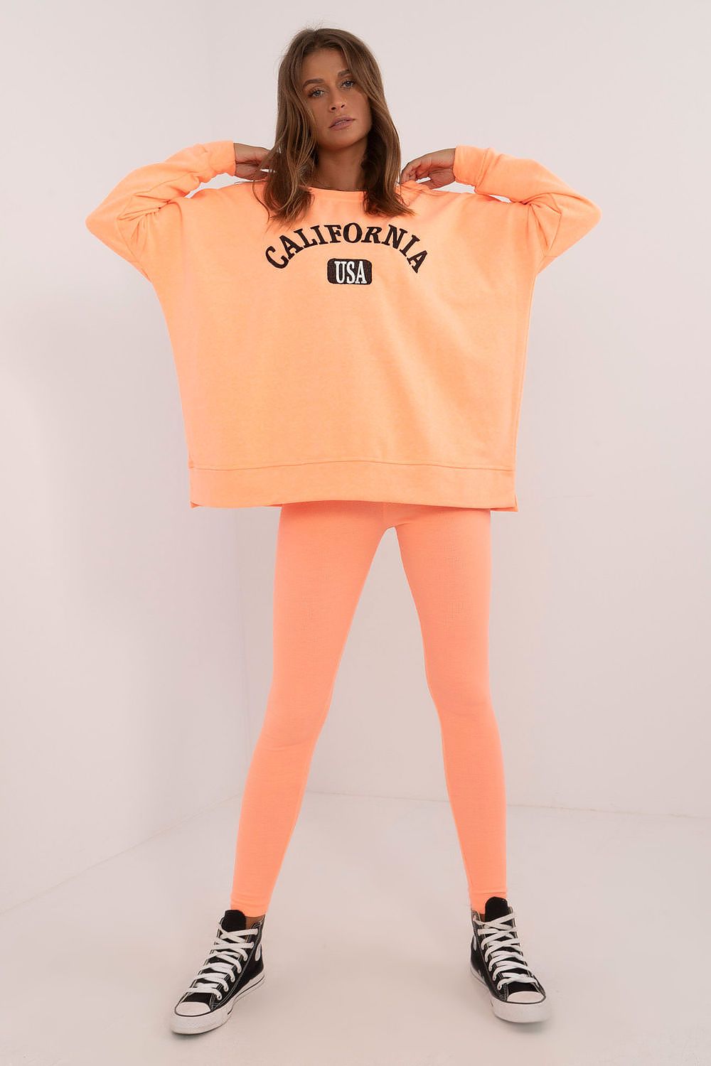 Casual Sett med Lang Sweatshirt og Ribbestrikkede Leggings - FP