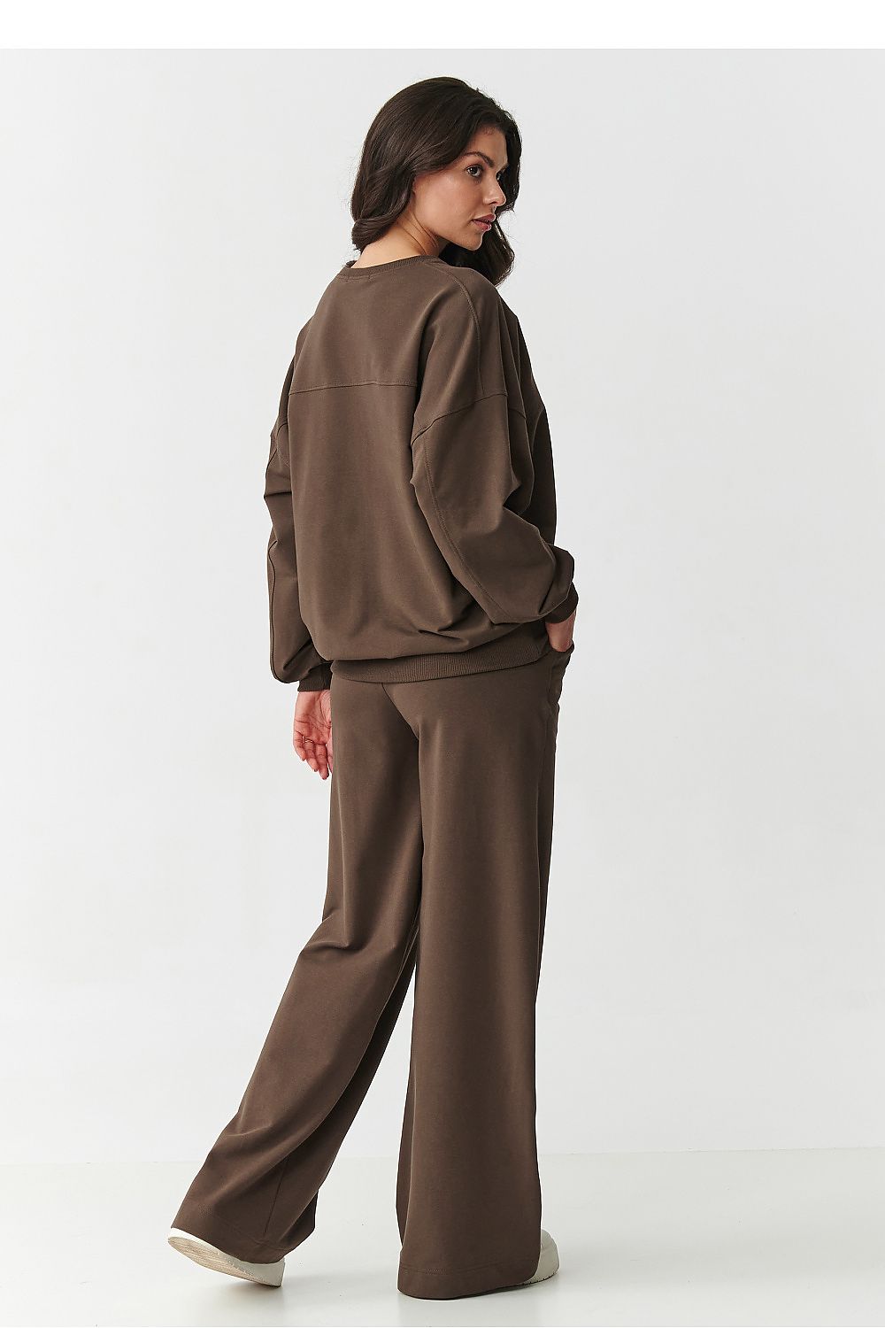 Shoulder Line Set Makadamia
