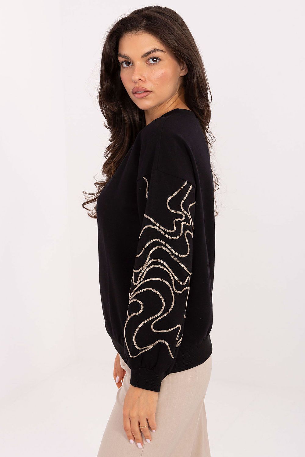 Sweatshirt Round Neck Relevance