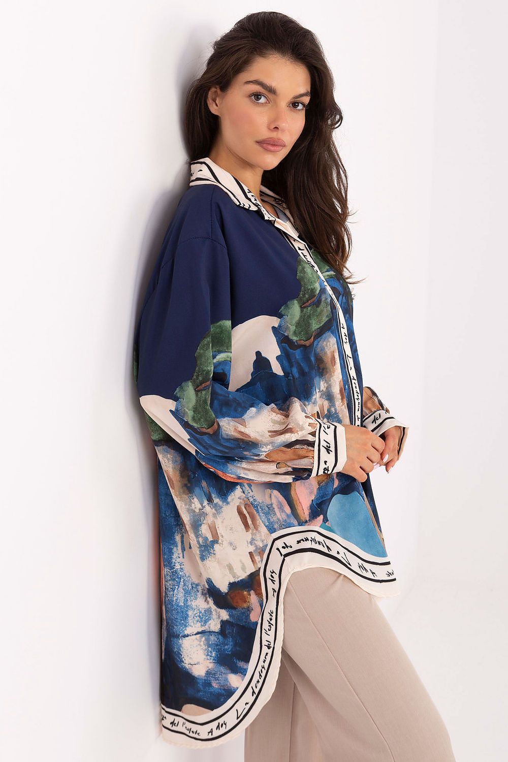 A model Long sleeve shirt Rue Paris