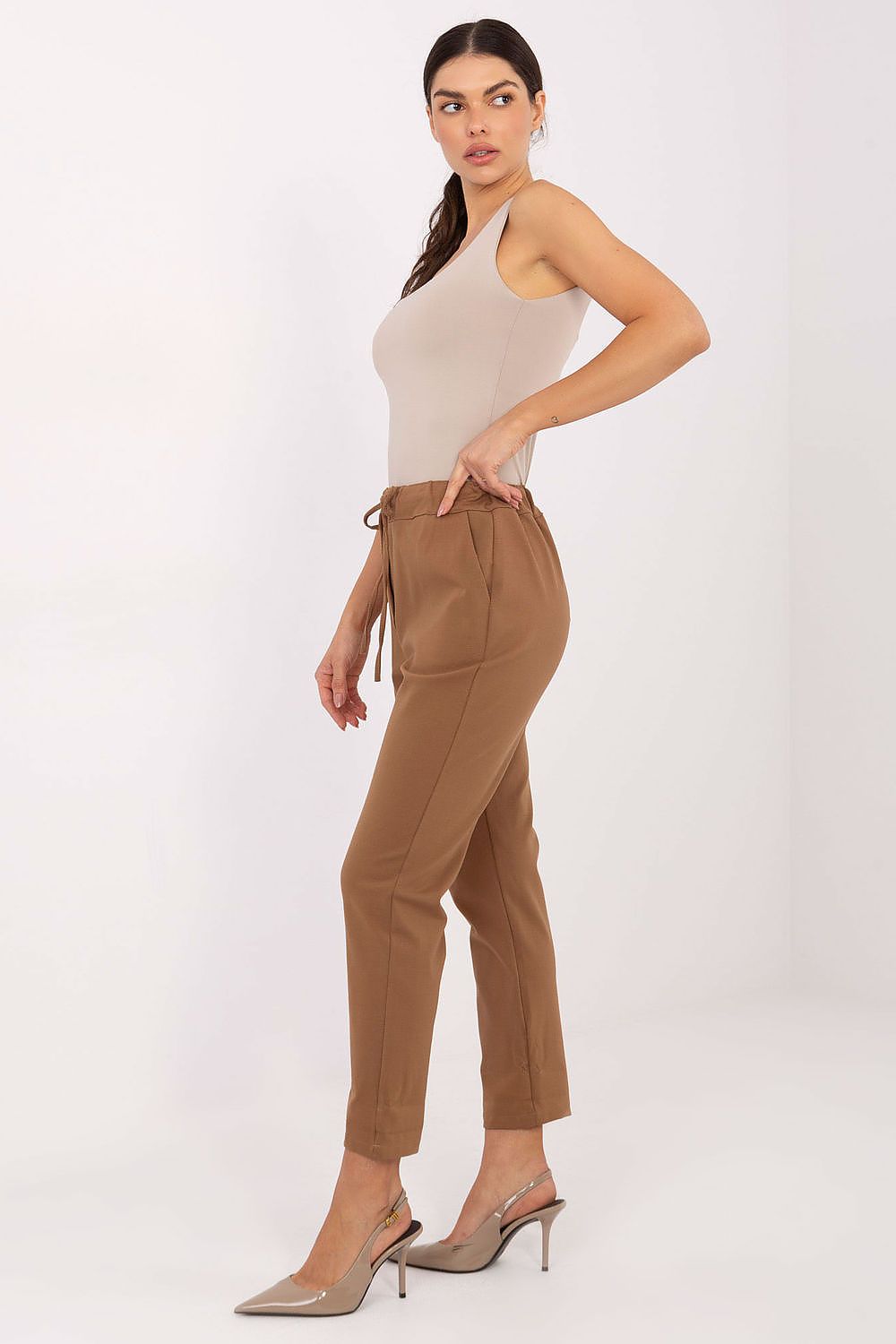 Tapered 7/8 Length Legs Women trousers FP