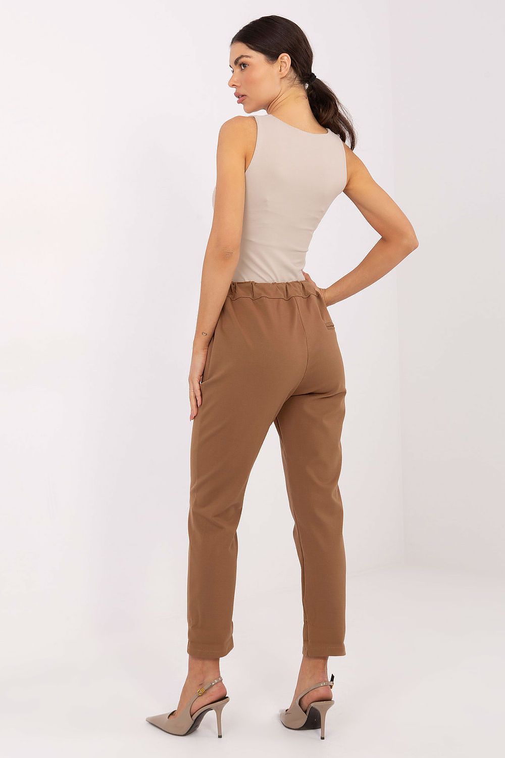 Tapered 7/8 Length Legs Women trousers FP