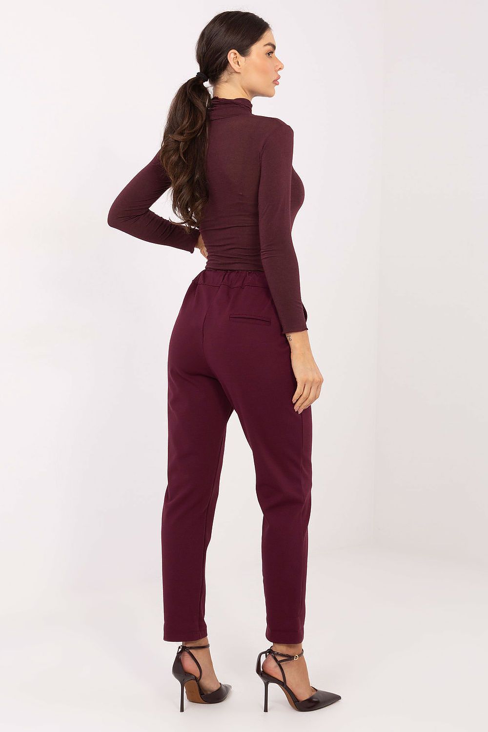 Tapered 7/8 Length Legs Women trousers FP