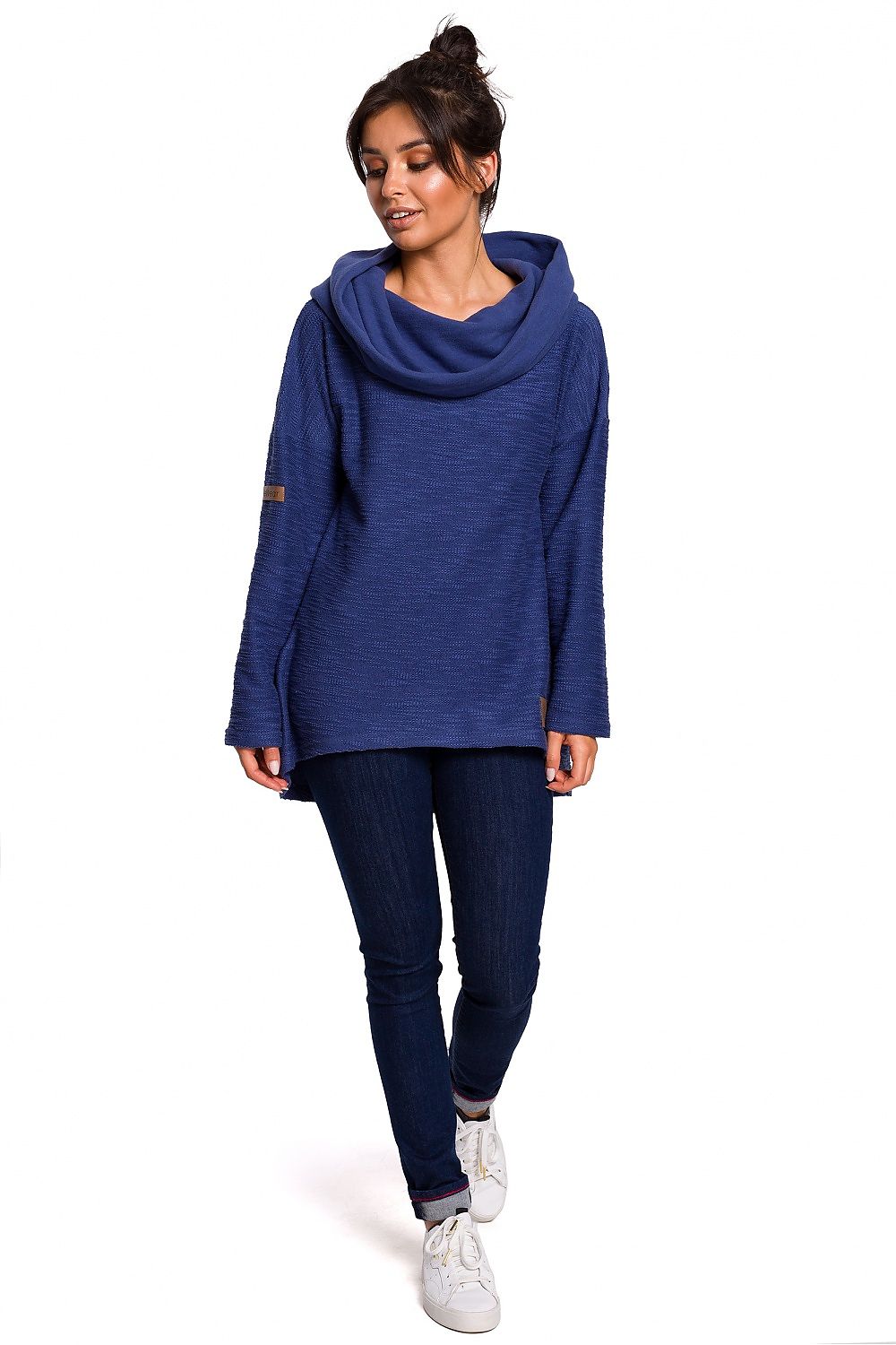Varm asymmetrisk genser fra BeWear