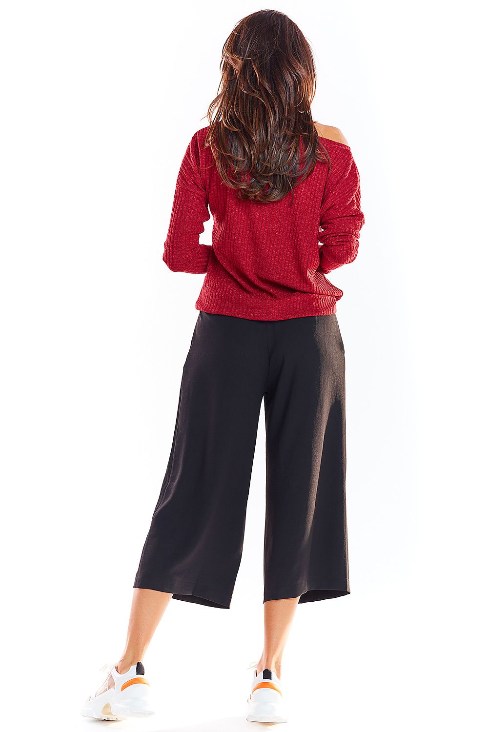 Jumper, Long sleeve sweater with classic cut - awama