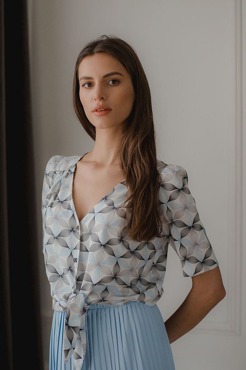 Short simple sleeve shirt Lenitif