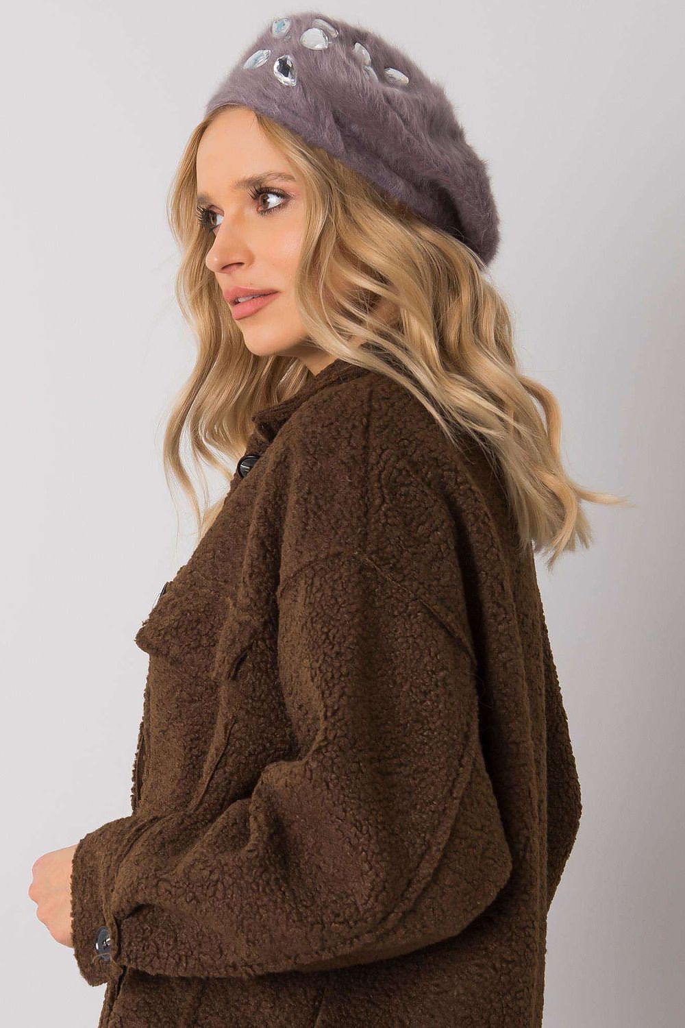 Beret- AT