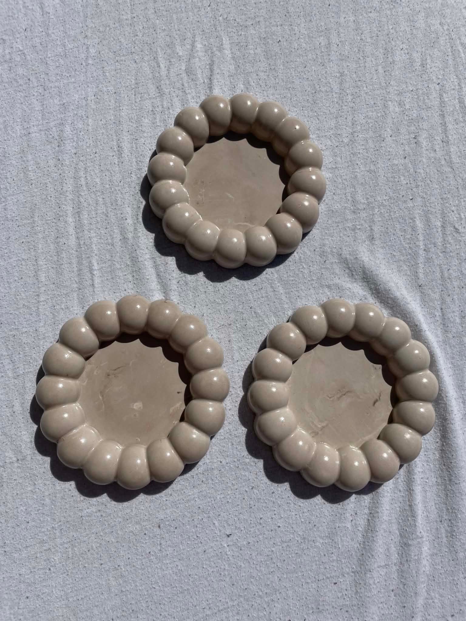 Rundt boblefat (beige)