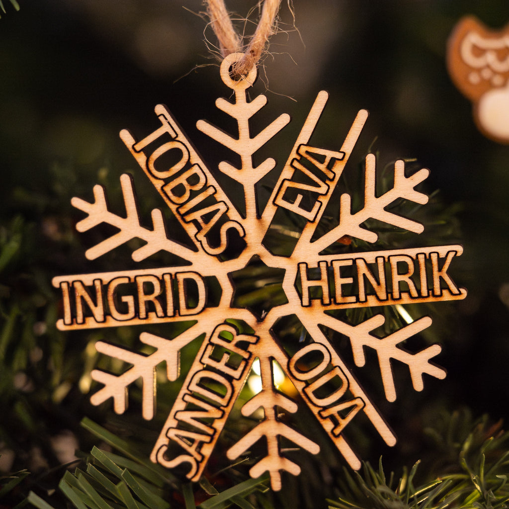 Personlig julekule – Navnekrystall (tre)