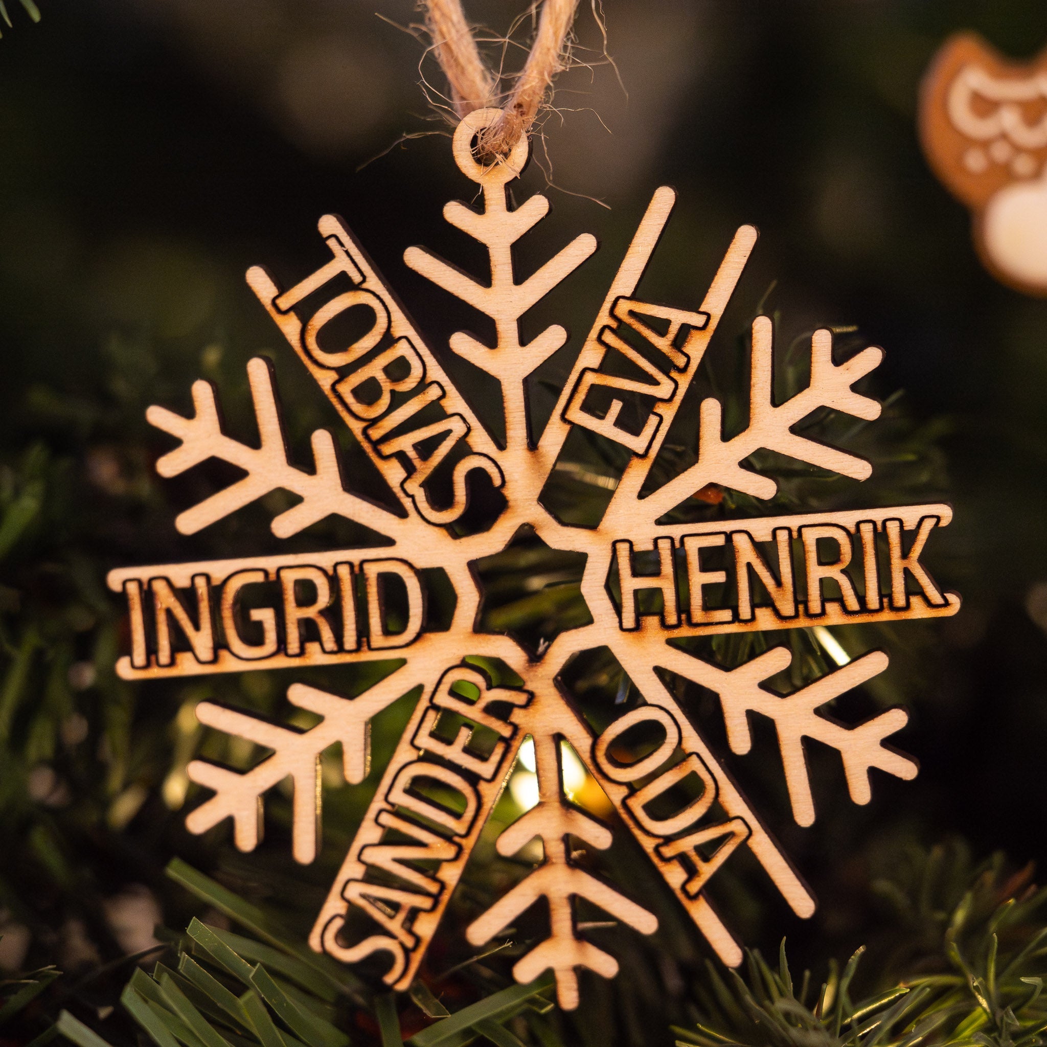 Personlig julekule – Navnekrystall (tre)